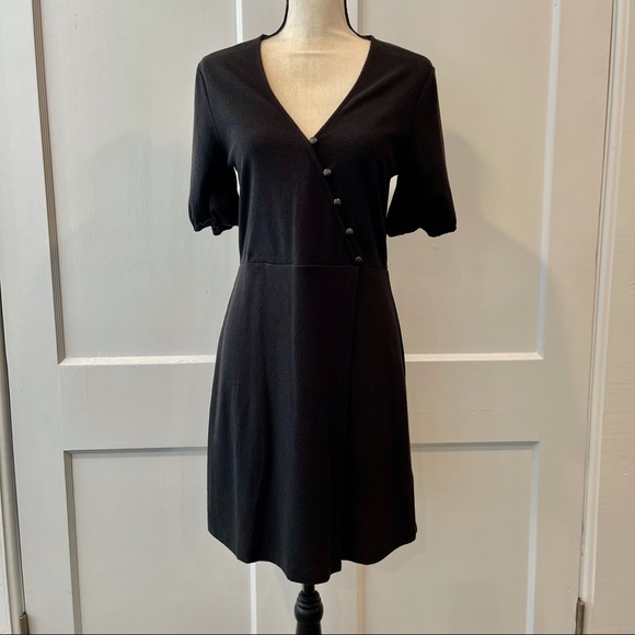 Madewell Cross-Front Button Dress - Picture 8 of 9